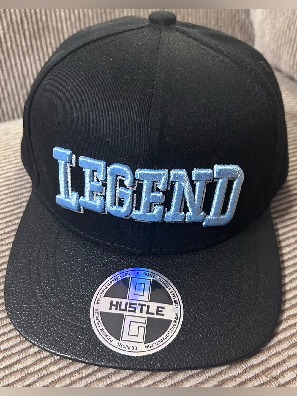 OG Hustle NWOT SnapBack Black Hat Legend Blue Embroidered Logo